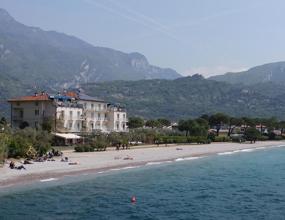 Hotel Baia Azzurra - Lake Front Torbole Sul Garda Екстериор снимка